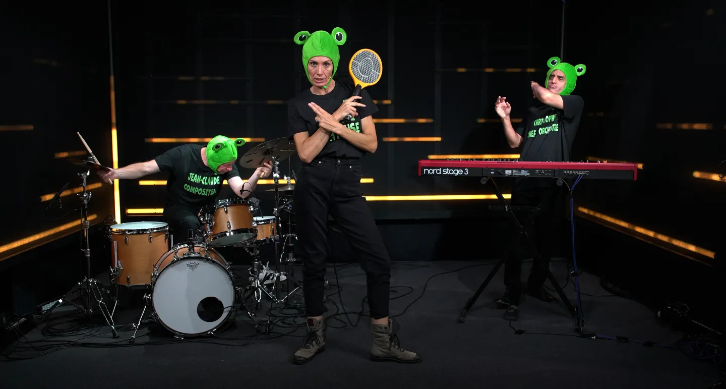 La grenouille à la grande bouche