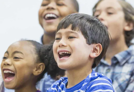 enfants qui chantent