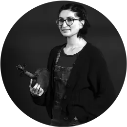 Savitri GRIER - Photo : Christophe Abramowitz