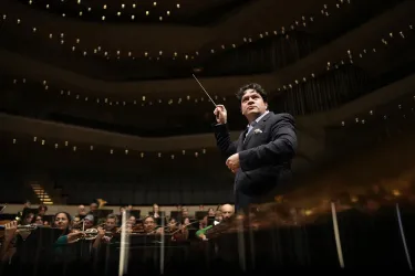 Cristian Măcelaru © Christophe Abramowitz