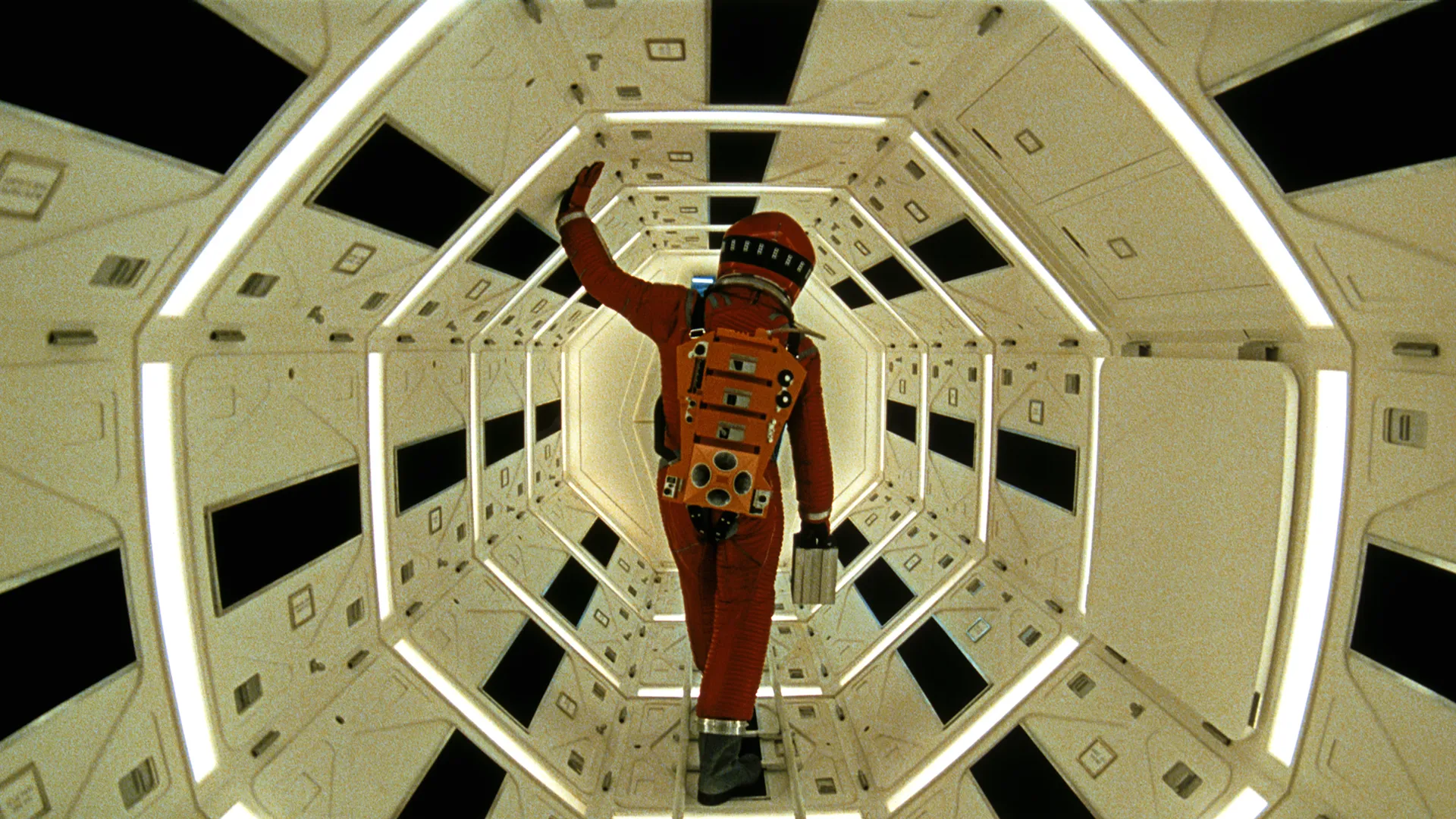 2001 : L'Odyssée de l'Espace de Stanley Kubrick (1968)
