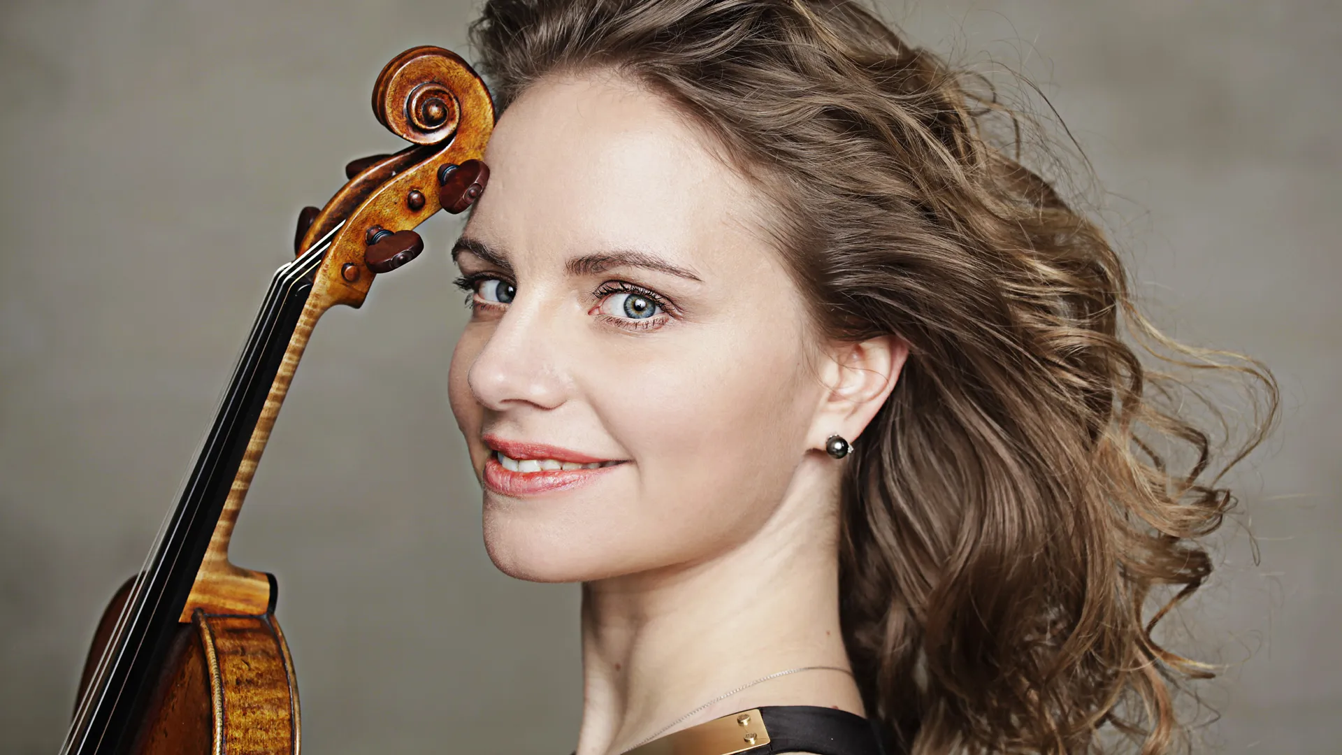 Julia Fischer
