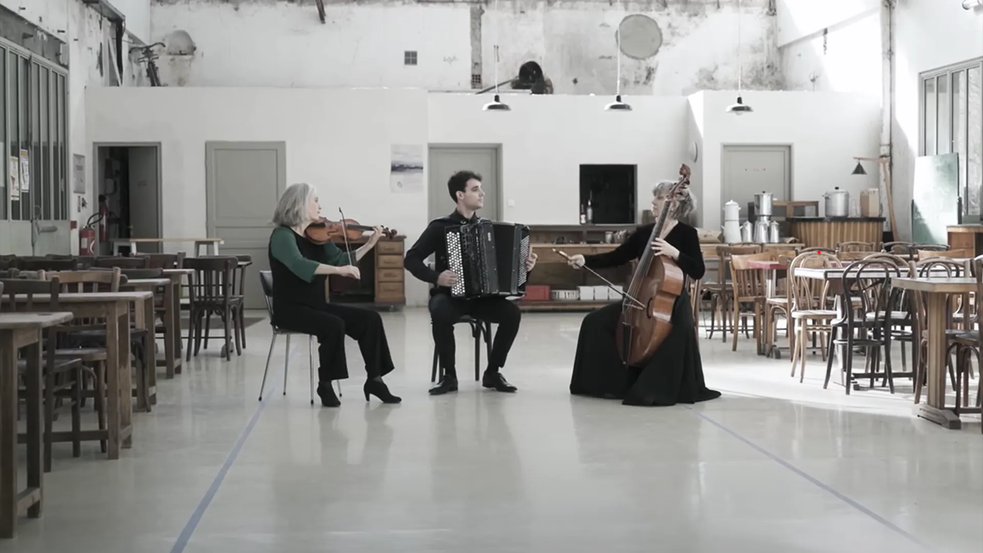 Les InAttendus (de gauche à droite)&nbsp; : Alice Piérot / Vincent Lhermet /. Marianne Muller
