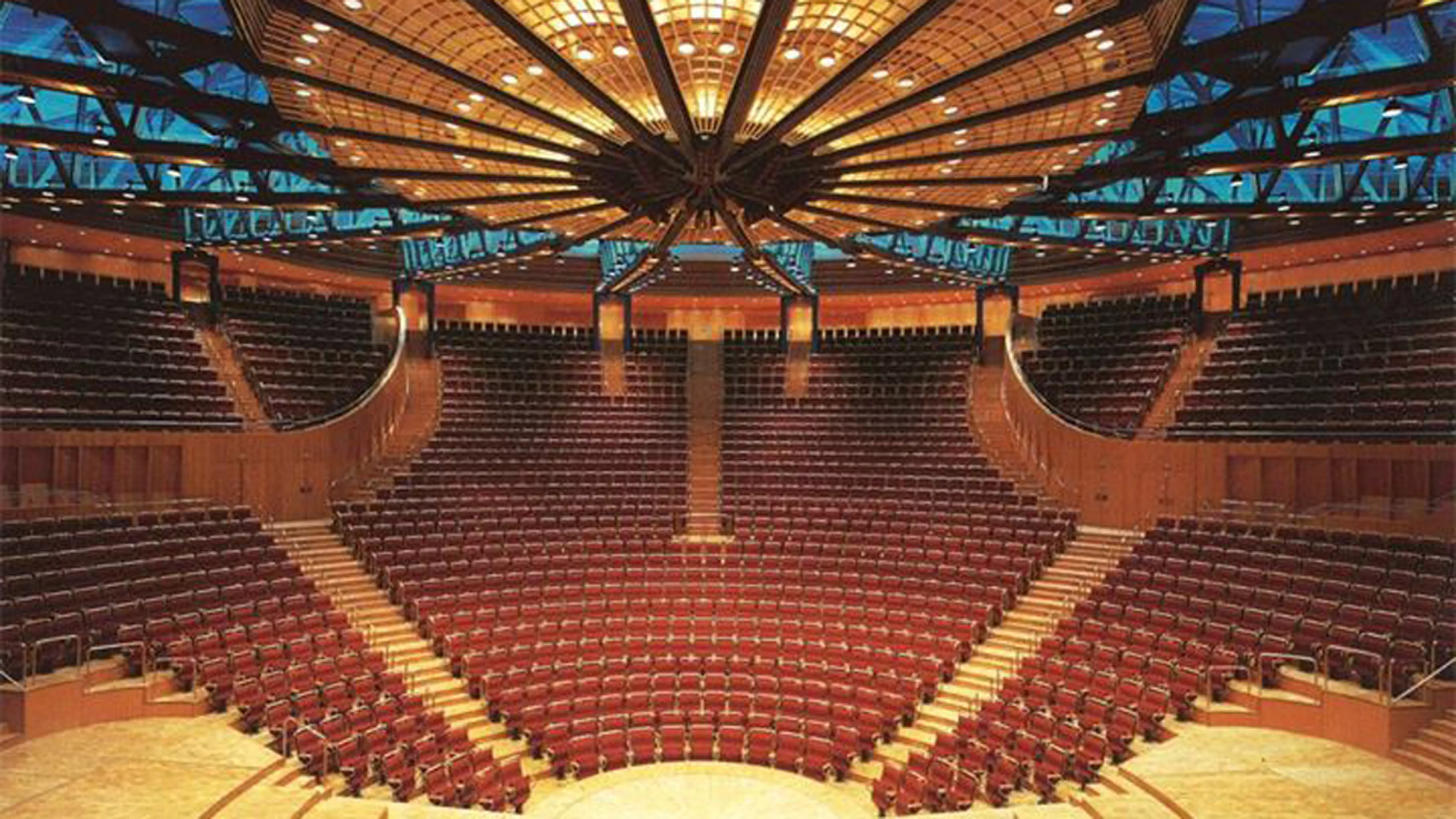 350d1fa002.jpg Philharmonie de Cologne 