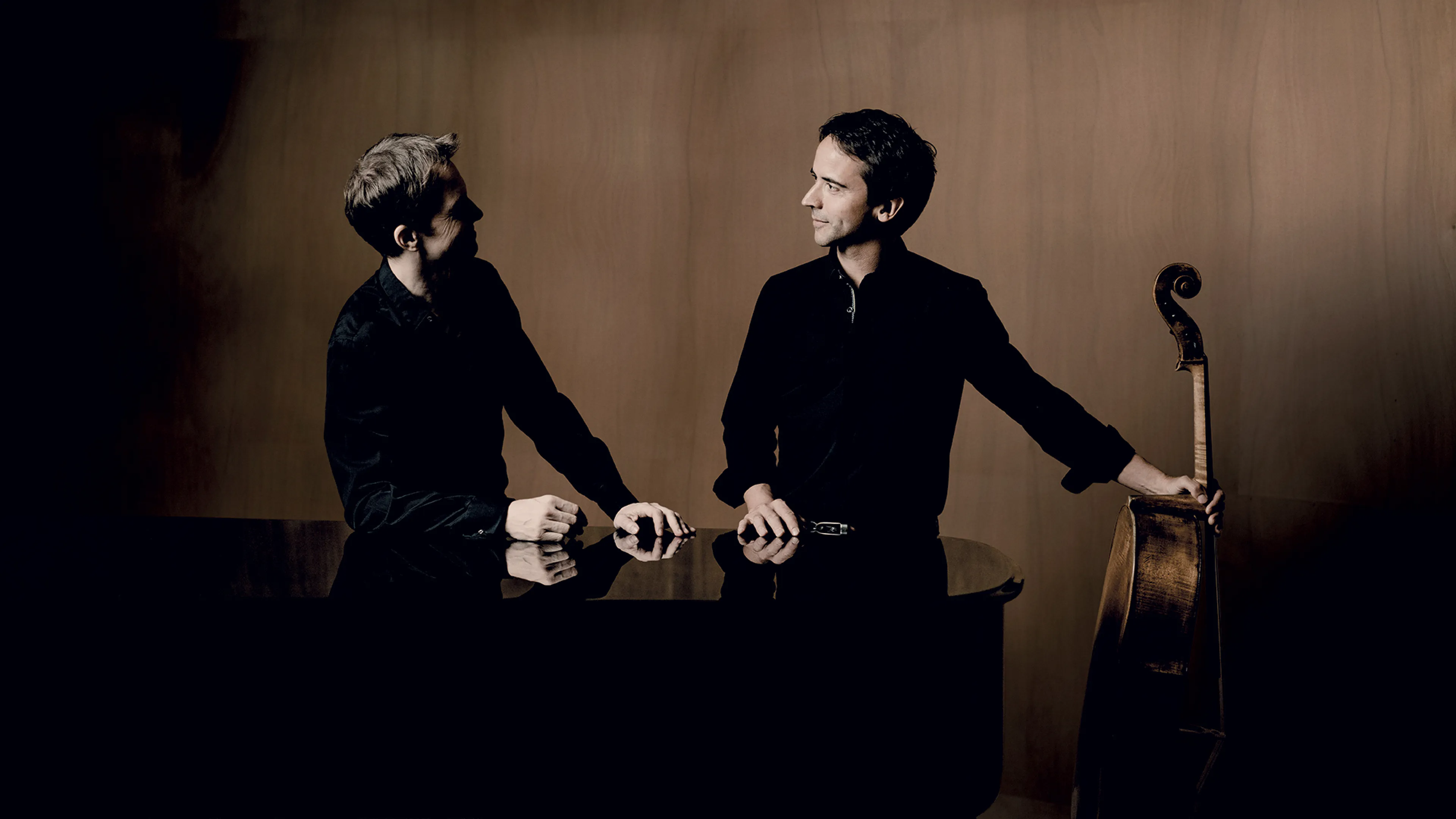 TharaudQueyras009-cmyk-Photo-Marco%20Borggreve-O.jpg Alexandre Tharaud et Jean-Guihen Queyras