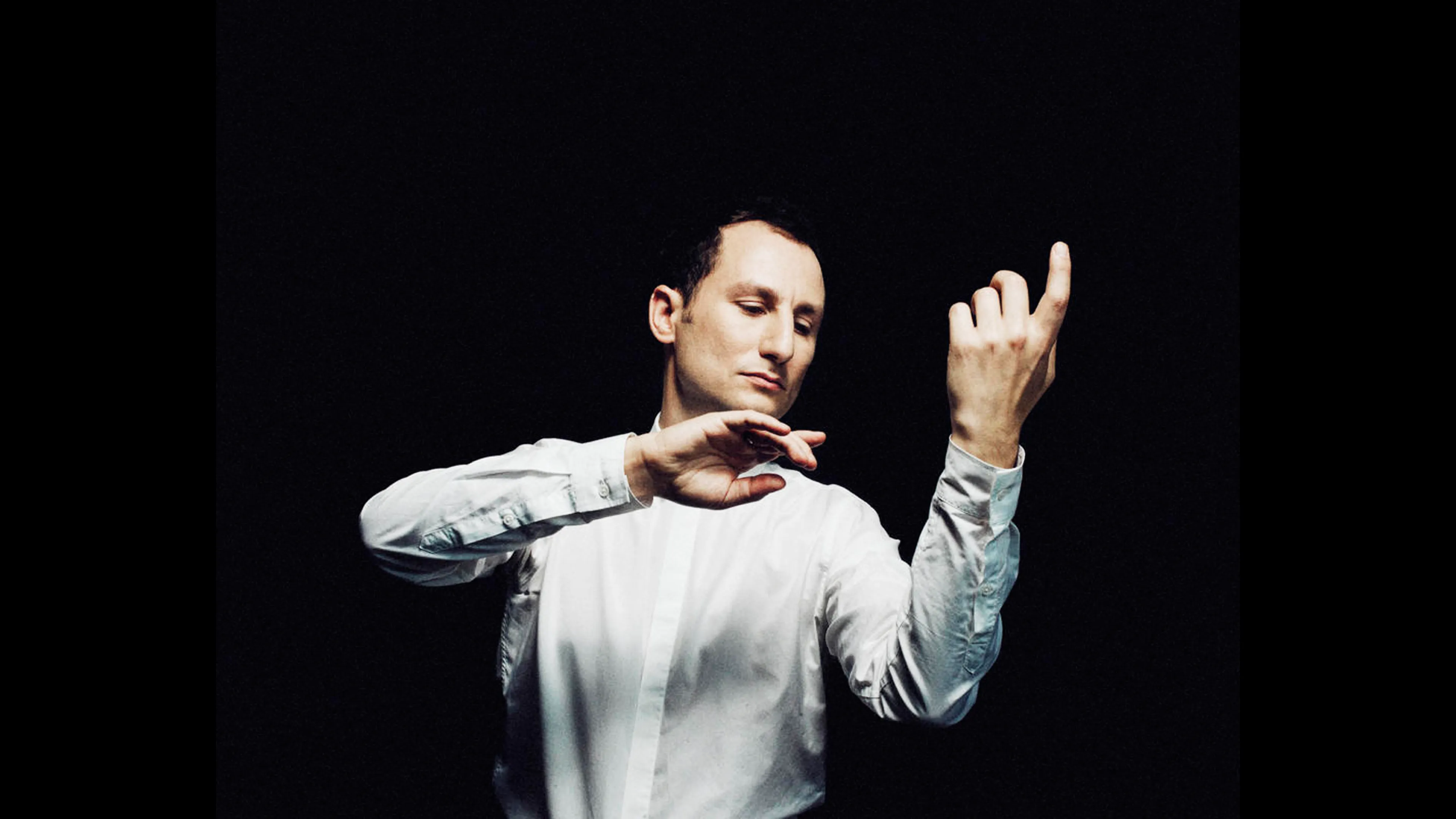 antoine-tamestit_1920x1080.png