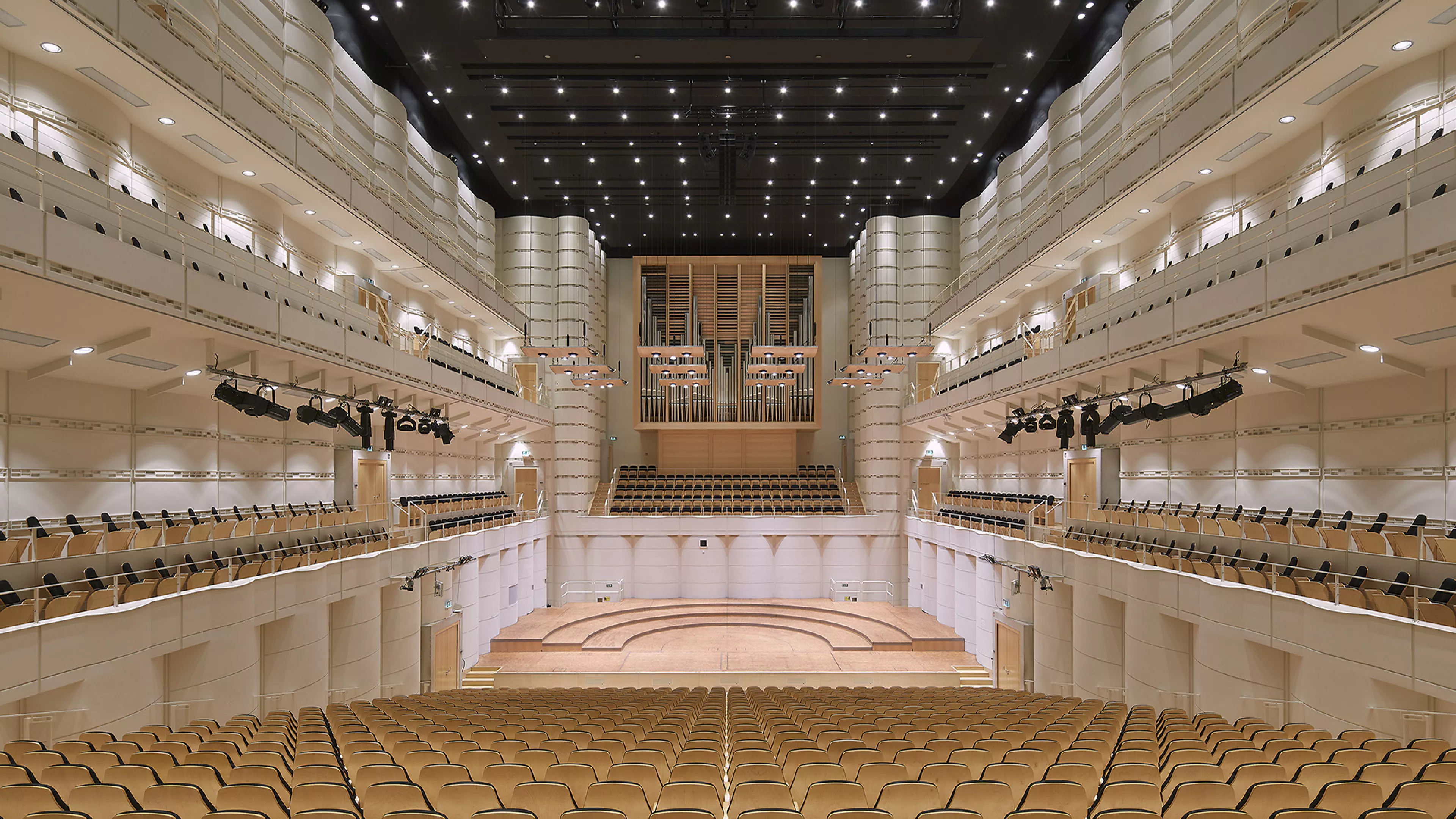 dortmund-konzerthaus-c-hans-jurgen-landes-o.jpg Konzerthaus, Dortmund