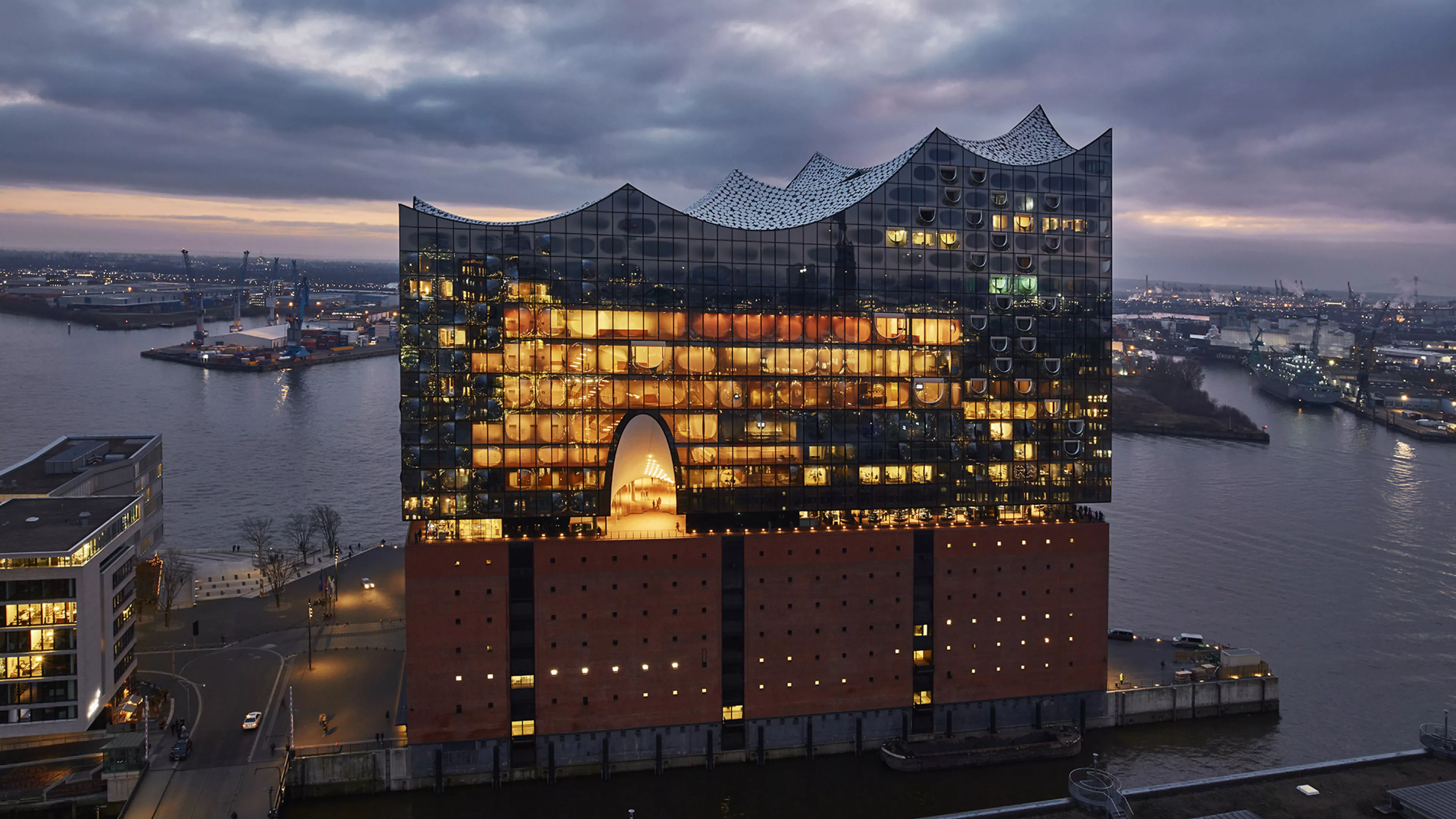 elbphilharmonie-c-maxim-schulz-2-o.jpg Elbphilharmonie