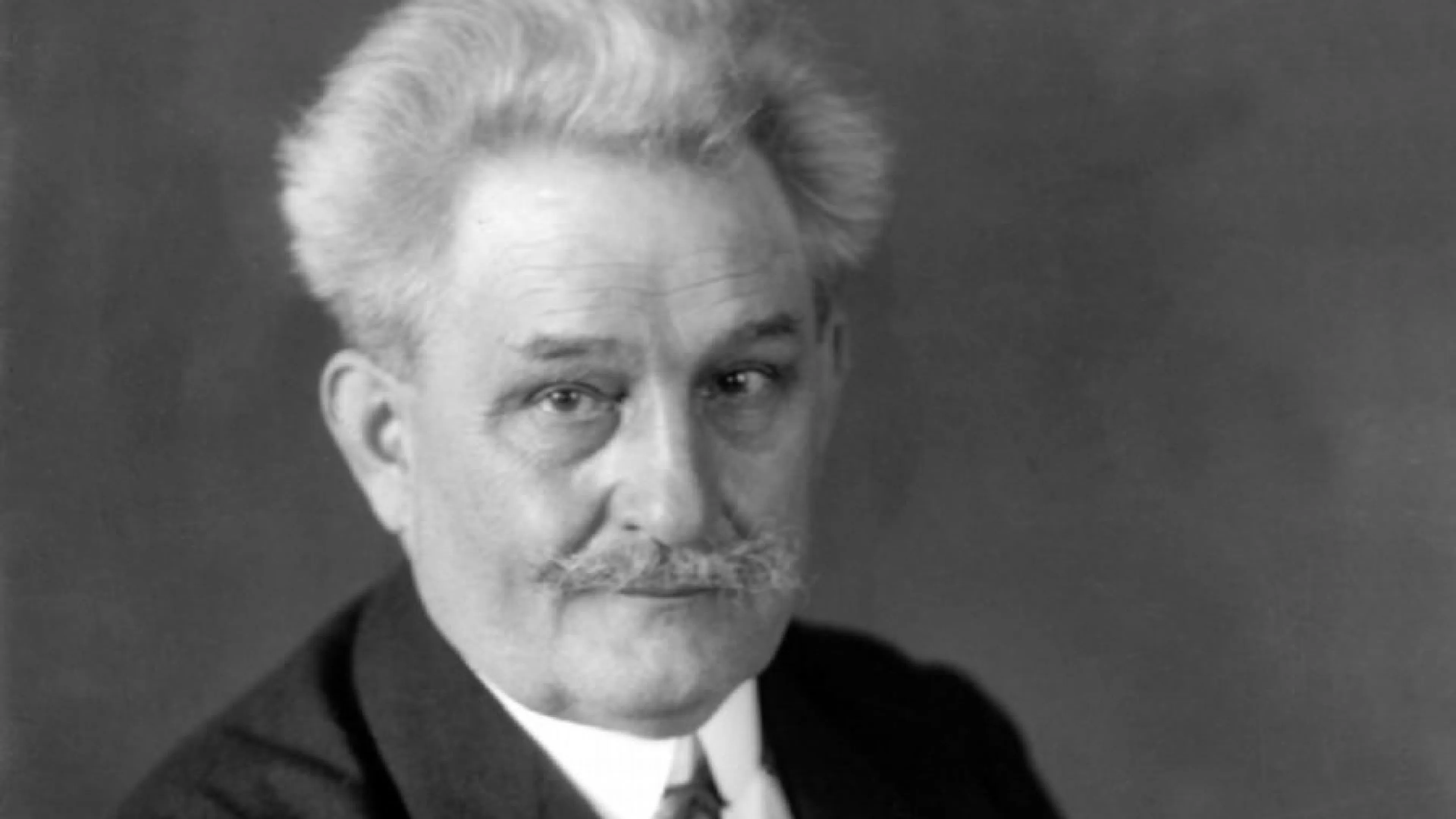 leos-janacek-3-%201920.jpg